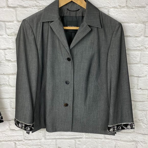 Windsor Set Top and Jacket in Grey/Black Sequined - Picture 6 of 8